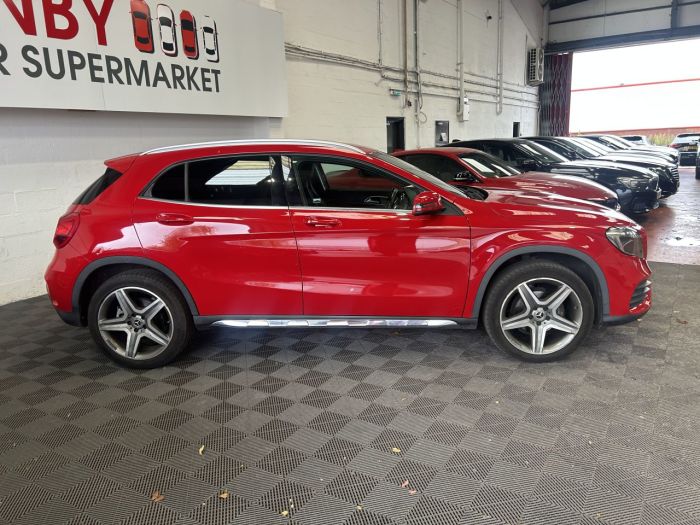 Mercedes-Benz GLA 2.1 GLA200d AMG Line SUV 5dr Diesel 7G-DCT Euro 6 (s/s) (136 ps) SUV Diesel RED