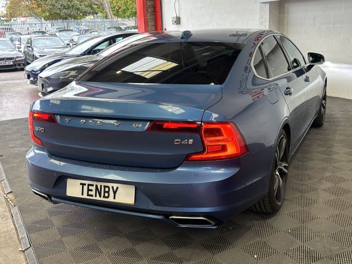 Volvo S90 2.0 D4 R-Design Pro Saloon 4dr Diesel Auto Euro 6 (s/s) (190 ps) Saloon Diesel BLUE