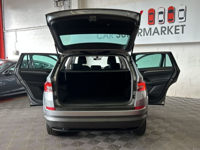 Skoda Kodiaq 2.0 TDI SE SUV 5dr Diesel DSG Euro 6 (s/s) (5 Seat) (150 ps) SUV Diesel GREY