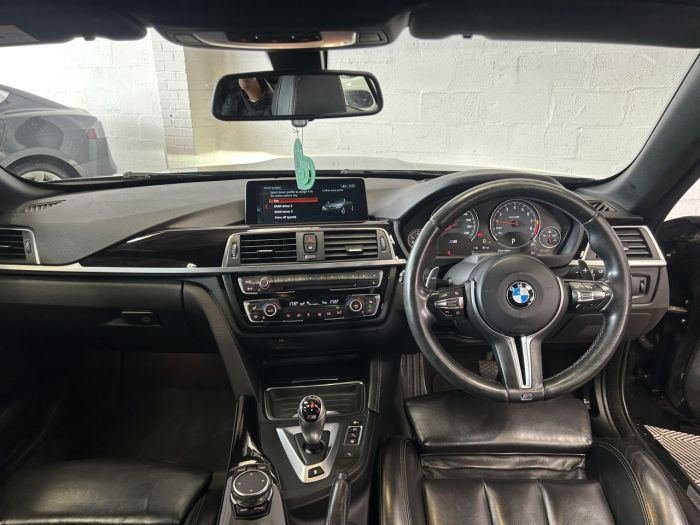 BMW M4 3.0 BiTurbo Convertible 2dr Petrol DCT Euro 6 (s/s) (431 ps) Convertible Petrol BLACK