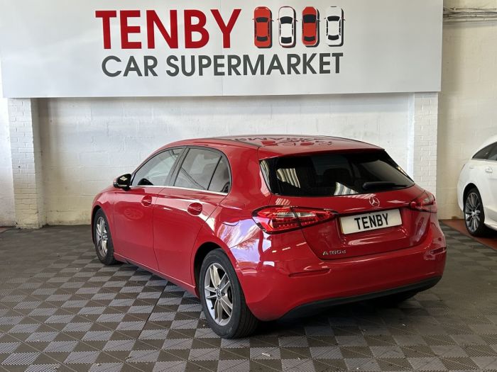 Mercedes-Benz A Class 1.5 A180d SE Hatchback 5dr Diesel 7G-DCT Euro 6 (s/s) (116 ps) Hatchback Diesel RED