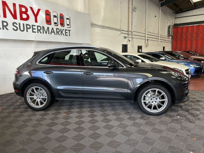 Porsche Macan 3.0 TD V6 S SUV 5dr Diesel PDK 4WD Euro 6 (s/s) (258 ps) SUV Diesel GREY