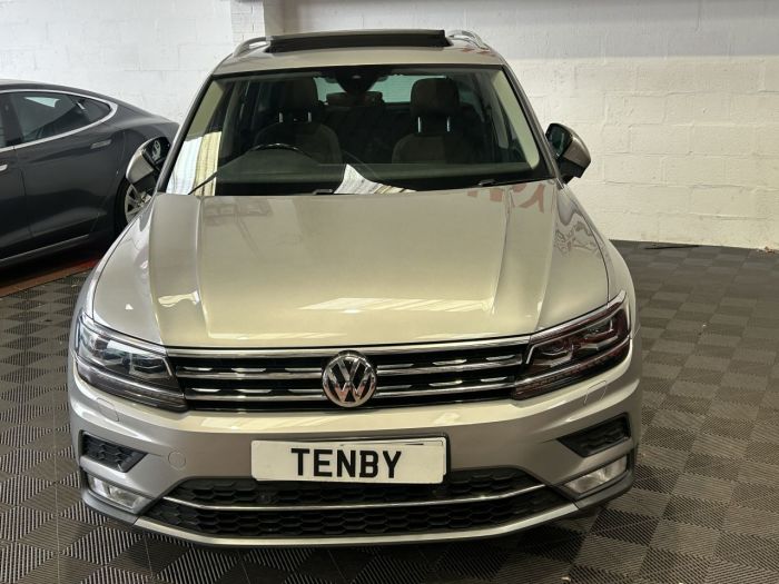 Volkswagen Tiguan 2.0 TDI BlueMotion Tech SEL SUV 5dr Diesel DSG Euro 6 (s/s) (150 ps) SUV Diesel SILVER