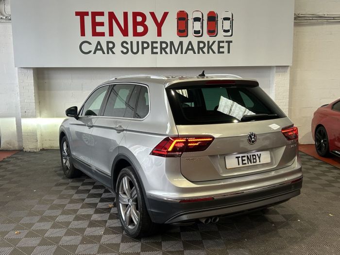 Volkswagen Tiguan 2.0 TDI BlueMotion Tech SEL SUV 5dr Diesel DSG Euro 6 (s/s) (150 ps) SUV Diesel SILVER