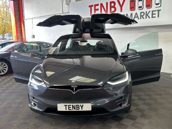 Tesla Model X 75D (Dual Motor) SUV 5dr Electric Auto 4WDE (328 bhp) SUV Electric SILVER