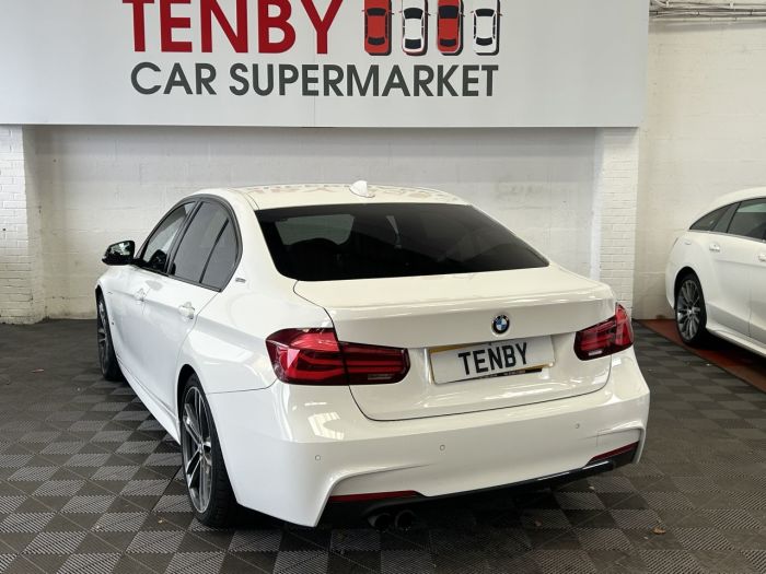 BMW 3 Series 2.0 330e 7.6kWh M Sport Shadow Edition Saloon 4dr Petrol Plug-in Hybrid Auto Euro 6 (s/s) (252 ps) Saloon Hybrid WHITE