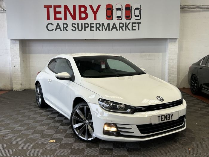 Volkswagen Scirocco 2.0 TDI BlueMotion Tech R-Line Hatchback 3dr Diesel DSG Euro 6 (s/s) (150 ps) Hatchback Diesel WHITE