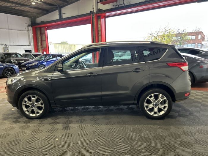 Ford Kuga 2.0 TDCi Titanium SUV 5dr Diesel Powershift AWD Euro 6 (s/s) (180 ps) SUV Diesel GREY