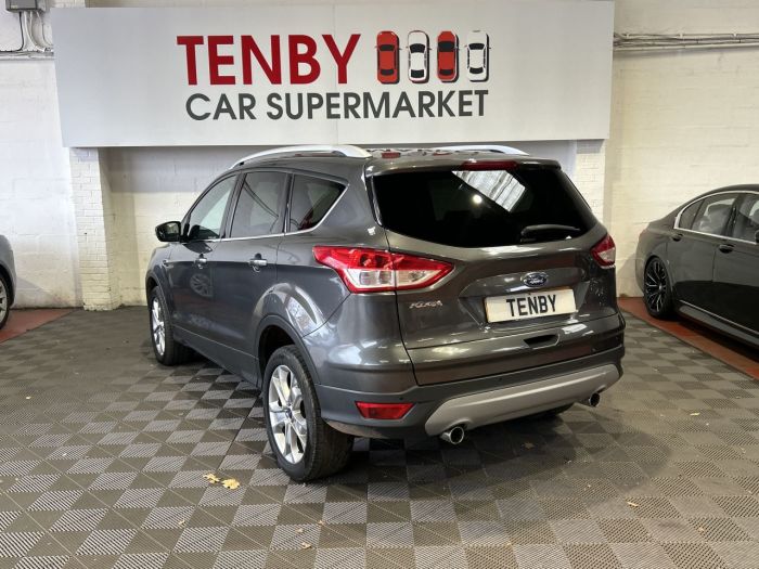 Ford Kuga 2.0 TDCi Titanium SUV 5dr Diesel Powershift AWD Euro 6 (s/s) (180 ps) SUV Diesel GREY