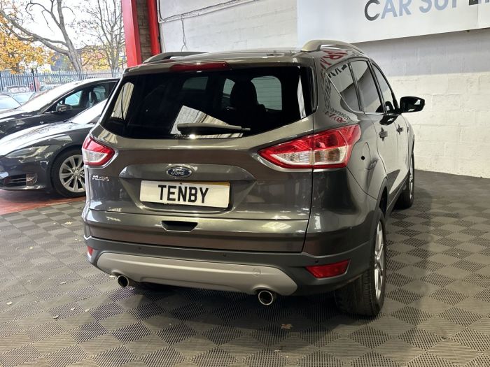 Ford Kuga 2.0 TDCi Titanium SUV 5dr Diesel Powershift AWD Euro 6 (s/s) (180 ps) SUV Diesel GREY