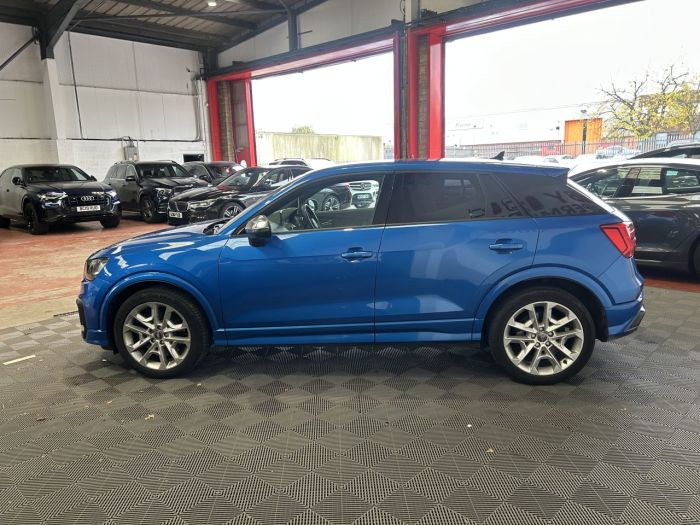 Audi SQ2 2.0 TFSI SUV 5dr Petrol S Tronic quattro Euro 6 (s/s) (300 ps) SUV Petrol BLUE