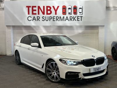 BMW 5 Series 3.0 530d M Sport Saloon 4dr Diesel Auto xDrive Euro 6 (s/s) (265 ps) Saloon Diesel WHITEBMW 5 Series 3.0 530d M Sport Saloon 4dr Diesel Auto xDrive Euro 6 (s/s) (265 ps) Saloon Diesel WHITE at Motor Finance 4u Tunbridge Wells