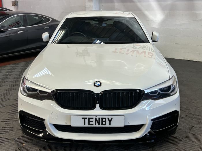 BMW 5 Series 3.0 530d M Sport Saloon 4dr Diesel Auto xDrive Euro 6 (s/s) (265 ps) Saloon Diesel WHITE