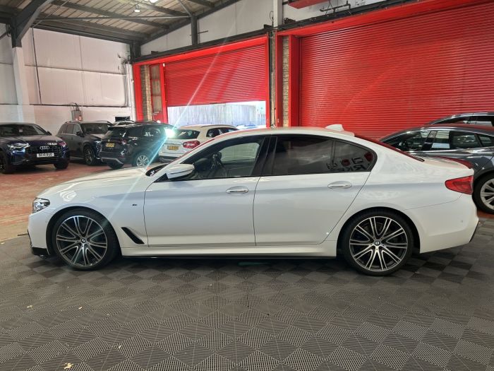 BMW 5 Series 3.0 530d M Sport Saloon 4dr Diesel Auto xDrive Euro 6 (s/s) (265 ps) Saloon Diesel WHITE