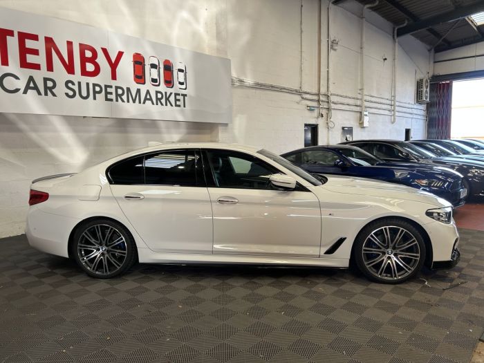 BMW 5 Series 3.0 530d M Sport Saloon 4dr Diesel Auto xDrive Euro 6 (s/s) (265 ps) Saloon Diesel WHITE