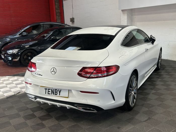 Mercedes-Benz C Class 2.1 C220d AMG Line (Premium Plus) Coupe 2dr Diesel G-Tronic+ Euro 6 (s/s) (170 ps) Coupe Diesel WHITE