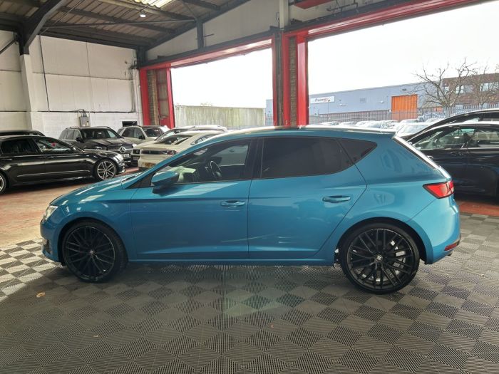 SEAT Leon 2.0 TDI FR Hatchback 5dr Diesel DSG Euro 6 (s/s) (184 ps) Hatchback Diesel BLUE