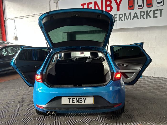 SEAT Leon 2.0 TDI FR Hatchback 5dr Diesel DSG Euro 6 (s/s) (184 ps) Hatchback Diesel BLUE