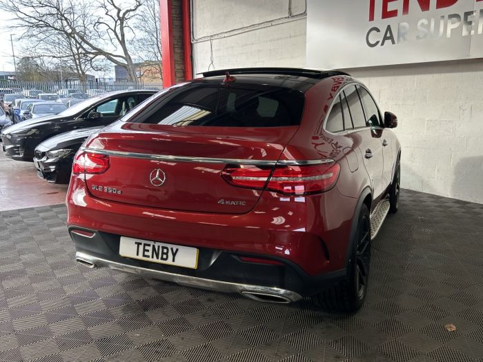 Mercedes-Benz GLE 3.0 GLE350d V6 AMG Line (Premium Plus) Coupe 5dr Diesel G-Tronic 4MATIC Euro 6 (s/s) (258 ps) SUV Diesel RED