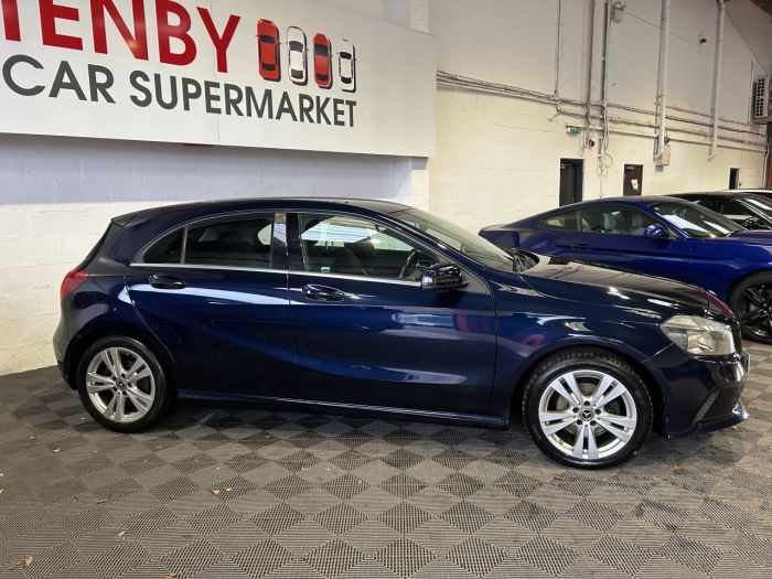 Mercedes-Benz A Class 2.1 A200d Sport Hatchback 5dr Diesel 7G-DCT Euro 6 (s/s) (136 ps) Hatchback Diesel BLUE