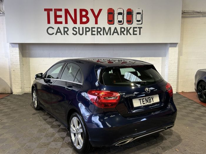 Mercedes-Benz A Class 2.1 A200d Sport Hatchback 5dr Diesel 7G-DCT Euro 6 (s/s) (136 ps) Hatchback Diesel BLUE