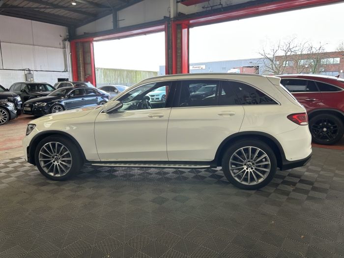 Mercedes-Benz GLC 2.0 GLC220d AMG Line (Premium) SUV 5dr Diesel G-Tronic+ 4MATIC Euro 6 (s/s) (194 ps) SUV Diesel WHITE