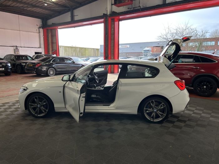 BMW 1 Series 3.0 M135i Hatchback 3dr Petrol Auto Euro 6 (s/s) (326 ps) Hatchback Petrol WHITE