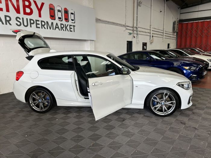 BMW 1 Series 3.0 M135i Hatchback 3dr Petrol Auto Euro 6 (s/s) (326 ps) Hatchback Petrol WHITE