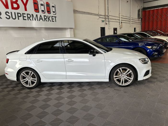 Audi A3 2.0 TDI S line Saloon 4dr Diesel S Tronic Auto 6Spd Euro 6 (s/s) (150 ps) Saloon Diesel WHITE