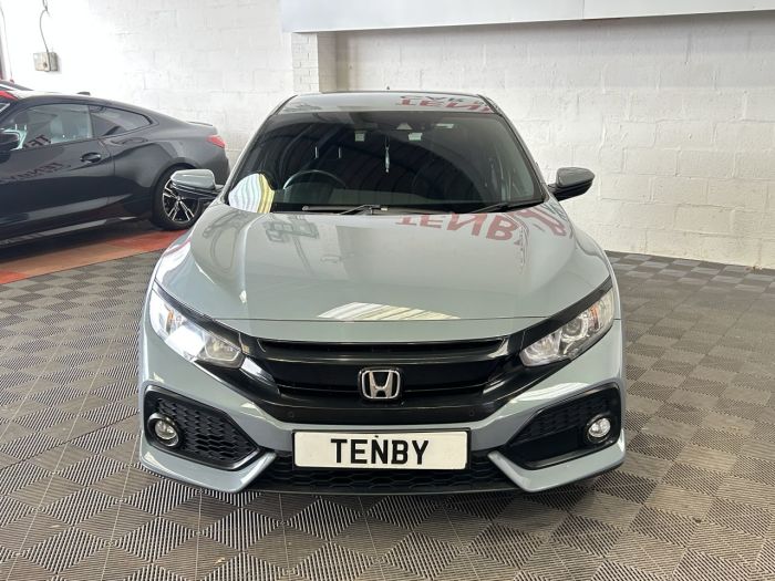 Honda Civic 1.0 VTEC Turbo SR Hatchback 5dr Petrol CVT Euro 6 (s/s) (129 ps) Hatchback Petrol GREY