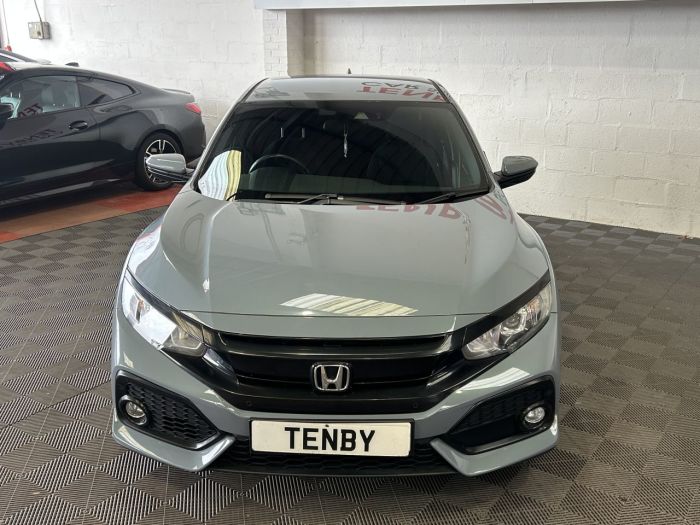 Honda Civic 1.0 VTEC Turbo SR Hatchback 5dr Petrol CVT Euro 6 (s/s) (129 ps) Hatchback Petrol GREY