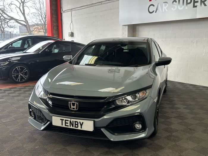 Honda Civic 1.0 VTEC Turbo SR Hatchback 5dr Petrol CVT Euro 6 (s/s) (129 ps) Hatchback Petrol GREY