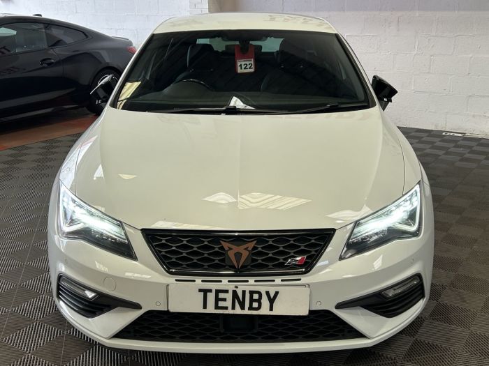 SEAT Leon 2.0 TSI Cupra 300 Hatchback 5dr Petrol DSG Euro 6 (s/s) (300 ps) Hatchback Petrol WHITE