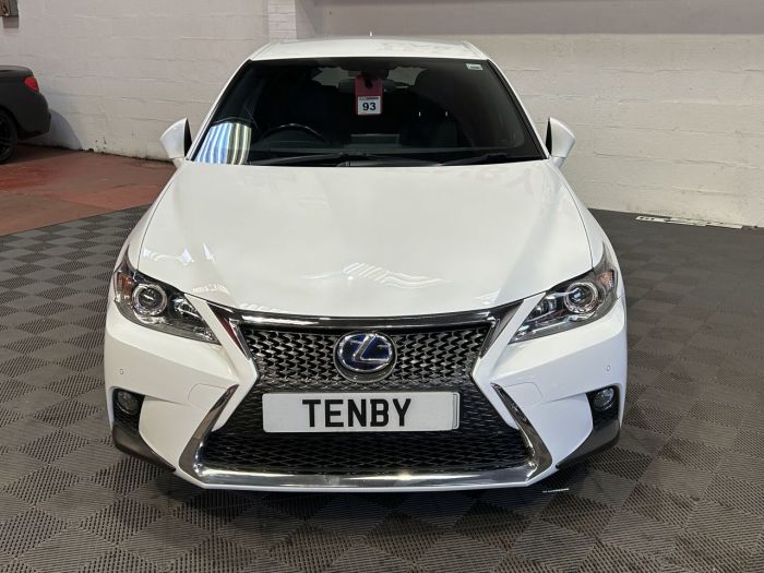 Lexus CT 1.8 200h F Sport Hatchback 5dr Petrol Hybrid CVT Euro 6 (s/s) (136 ps) Hatchback Hybrid WHITE