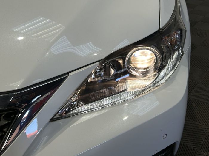 Lexus CT 1.8 200h F Sport Hatchback 5dr Petrol Hybrid CVT Euro 6 (s/s) (136 ps) Hatchback Hybrid WHITE