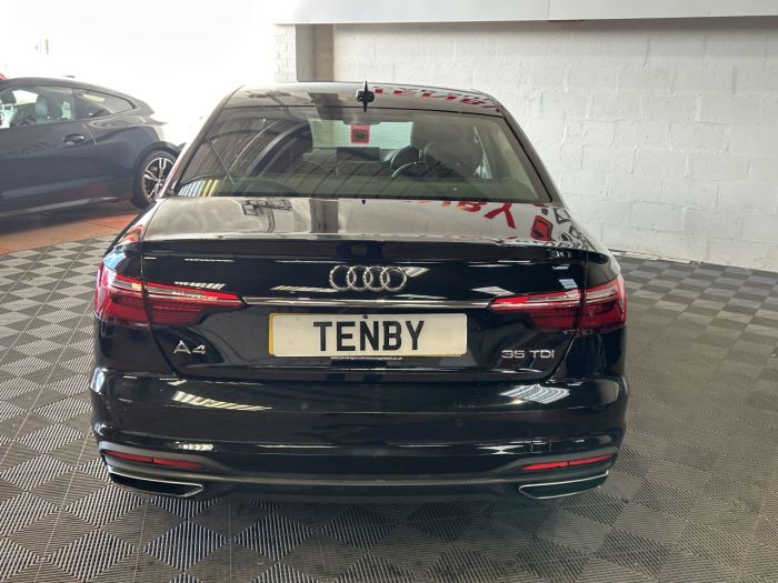 Audi A4 2.0 TDI 35 Technik Saloon 4dr Diesel S Tronic Euro 6 (s/s) (163 ps) Saloon Diesel BLACK