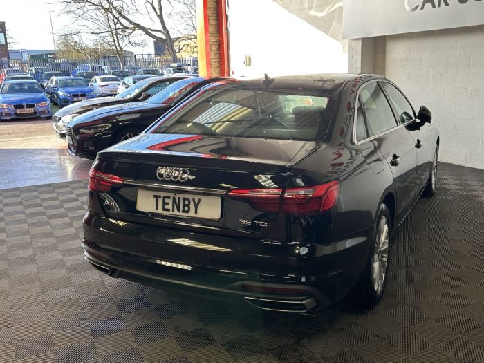 Audi A4 2.0 TDI 35 Technik Saloon 4dr Diesel S Tronic Euro 6 (s/s) (163 ps) Saloon Diesel BLACK