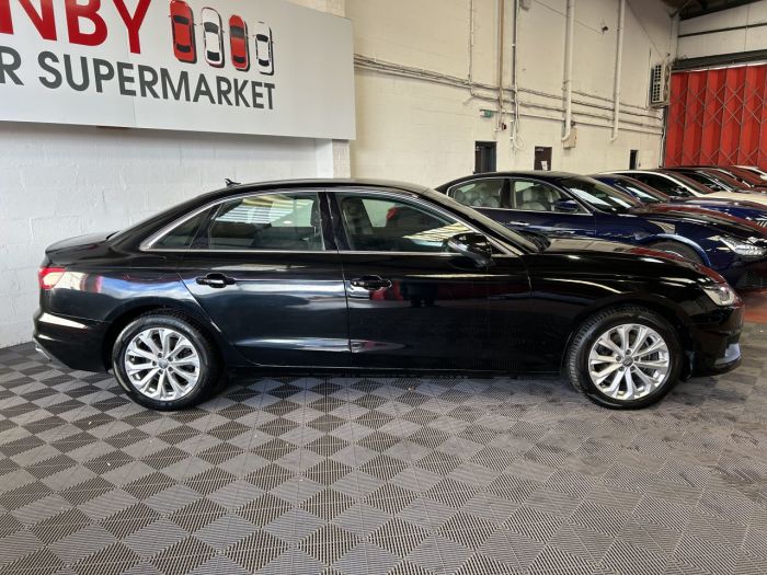 Audi A4 2.0 TDI 35 Technik Saloon 4dr Diesel S Tronic Euro 6 (s/s) (163 ps) Saloon Diesel BLACK