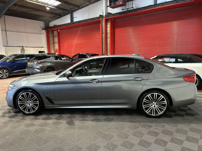 BMW 5 Series 2.0 520d M Sport Saloon 4dr Diesel Auto Euro 6 (s/s) (190 ps) Saloon Diesel BLUE