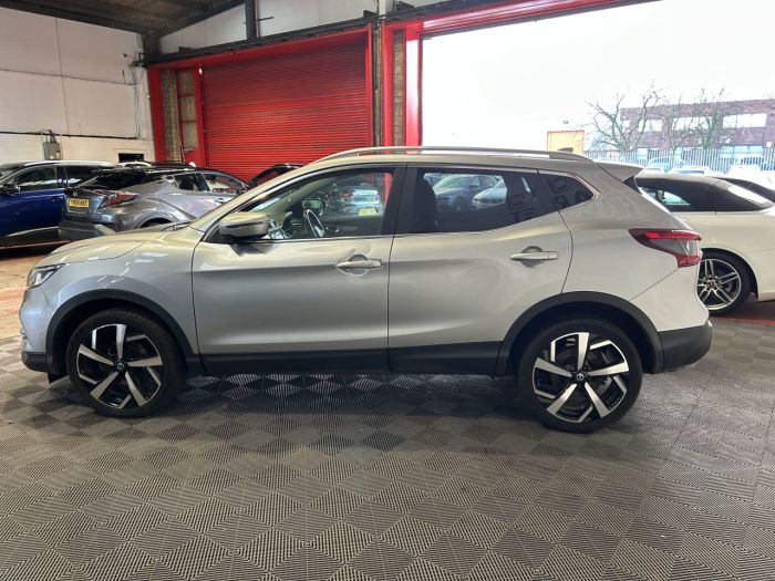 Nissan Qashqai 1.3 DIG-T Tekna SUV 5dr Petrol DCT Auto Euro 6 (s/s) (160 ps) SUV Petrol SILVER