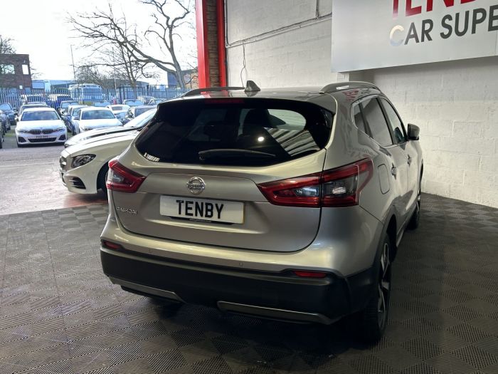 Nissan Qashqai 1.3 DIG-T Tekna SUV 5dr Petrol DCT Auto Euro 6 (s/s) (160 ps) SUV Petrol SILVER