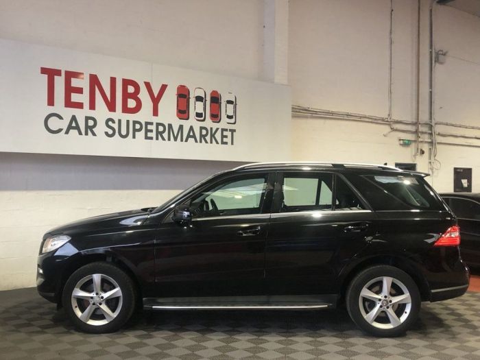 Mercedes-Benz M Class 2.1 ML250 BLUETEC SE 5d 204 BHP Estate Diesel BLACK