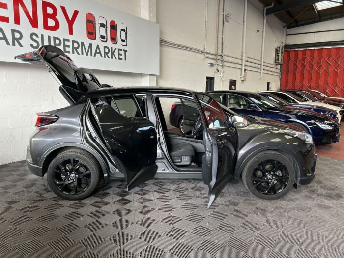 Toyota C-HR 1.8 VVT-h Dynamic SUV 5dr Petrol Hybrid CVT Euro 6 (s/s) (122 ps) SUV Hybrid GREY