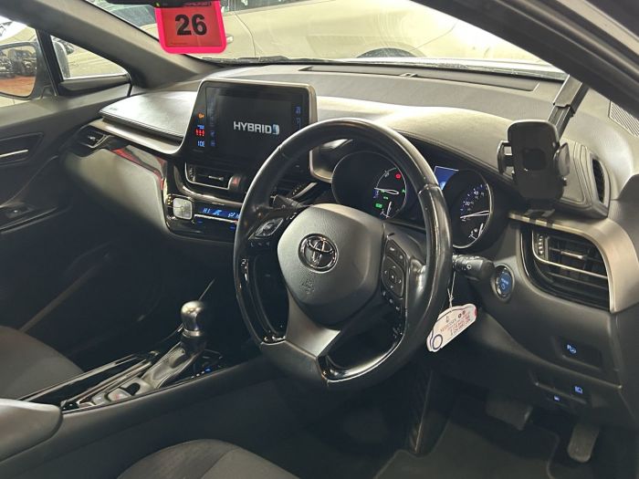 Toyota C-HR 1.8 VVT-h Dynamic SUV 5dr Petrol Hybrid CVT Euro 6 (s/s) (122 ps) SUV Hybrid GREY