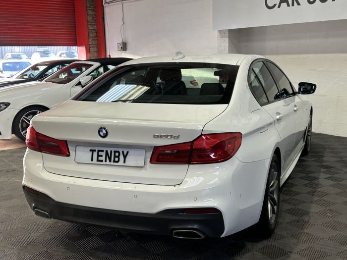 BMW 5 Series 2.0 520d M Sport Saloon 4dr Diesel Auto Euro 6 (s/s) (190 ps) Saloon Diesel WHITE