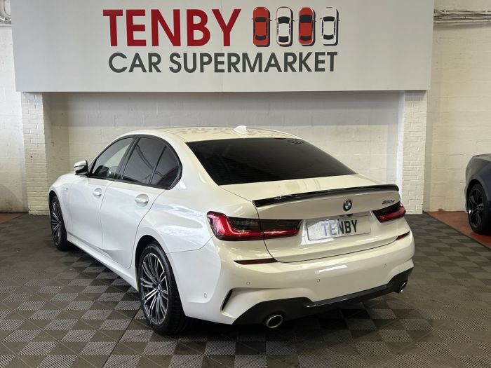 BMW 3 Series 2.0 330e 12kWh M Sport Saloon 4dr Petrol Plug-in Hybrid Auto Euro 6 (s/s) (292 ps) Saloon Hybrid WHITE