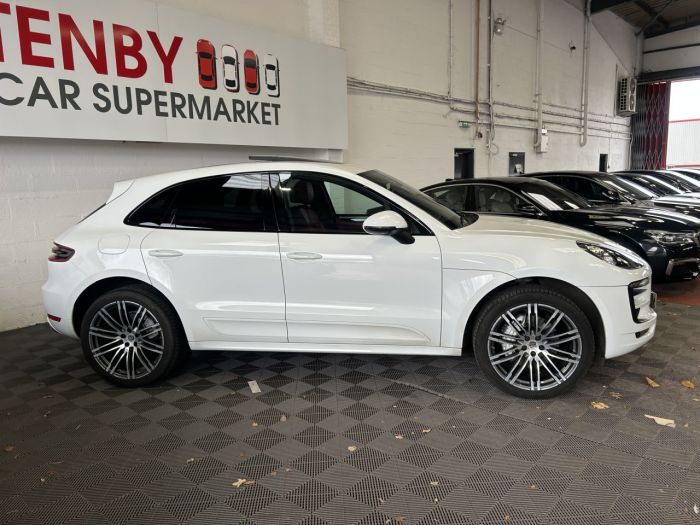 Porsche Macan 3.0 TD V6 S SUV 5dr Diesel PDK 4WD Euro 6 (s/s) (258 ps) SUV Diesel WHITE