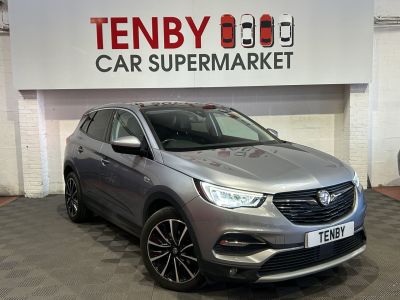 Vauxhall Grandland X 1.2 Turbo Elite Nav SUV 5dr Petrol Auto 8Spd Euro 6 (s/s) (130 ps) SUV Petrol GREYVauxhall Grandland X 1.2 Turbo Elite Nav SUV 5dr Petrol Auto 8Spd Euro 6 (s/s) (130 ps) SUV Petrol GREY at Motor Finance 4u Tunbridge Wells