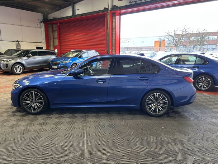 BMW 3 Series 3.0 330d M Sport Saloon 4dr Diesel Auto Euro 6 (s/s) (265 ps) Saloon Diesel BLUE