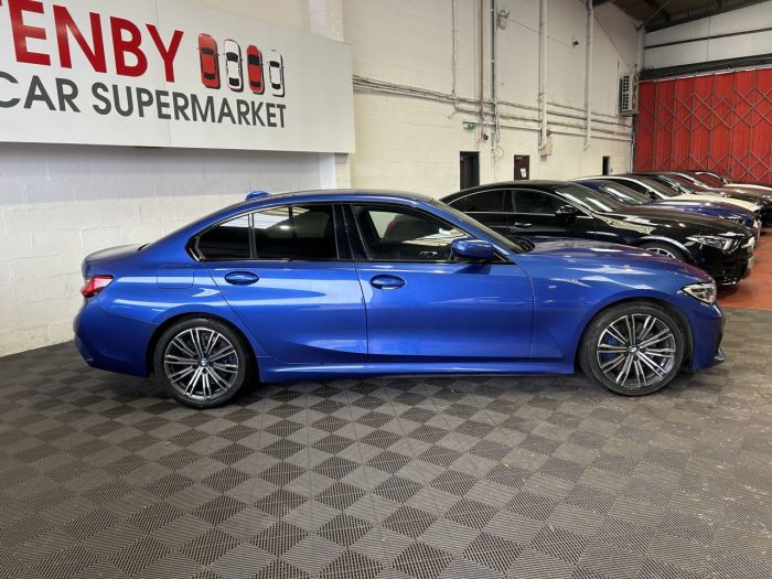 BMW 3 Series 3.0 330d M Sport Saloon 4dr Diesel Auto Euro 6 (s/s) (265 ps) Saloon Diesel BLUE